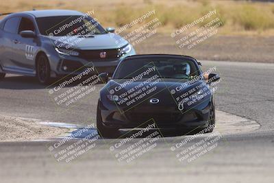 media/Sep-20-2025-Extreme Speed (Sat) [[1fcc23683c]]/Blue (Low Intermediate)/Session 3 (Offramp)/